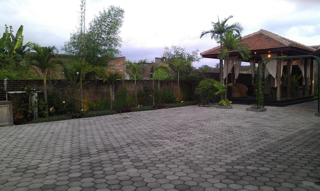 Hotel Ndalem Bantul Yogyakarta Exterior foto